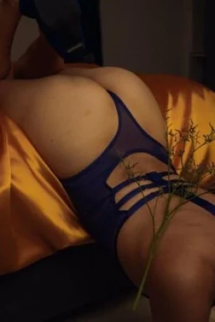 Zoe Goldmund