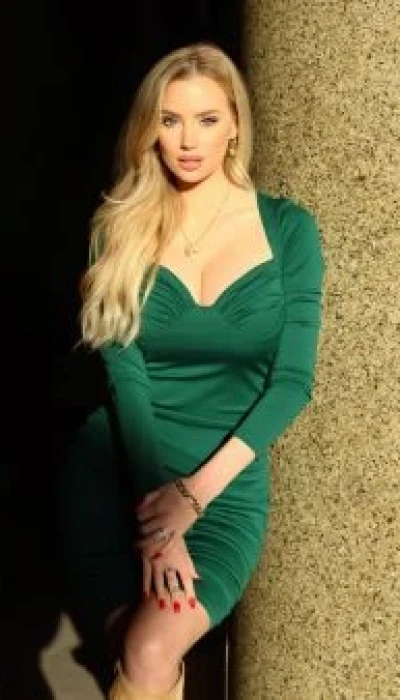 Camille Manon