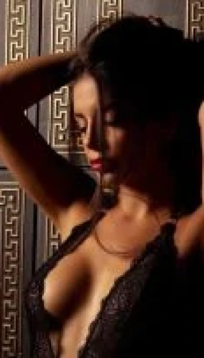 Arianaescort