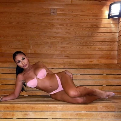 Leana8