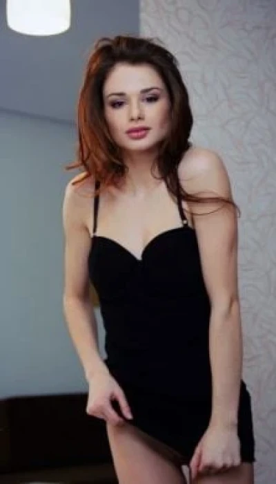 Juli Anne