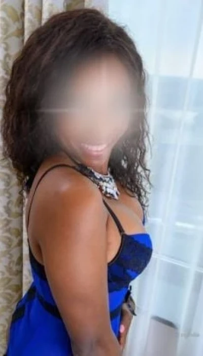 Anisa Black Pearl