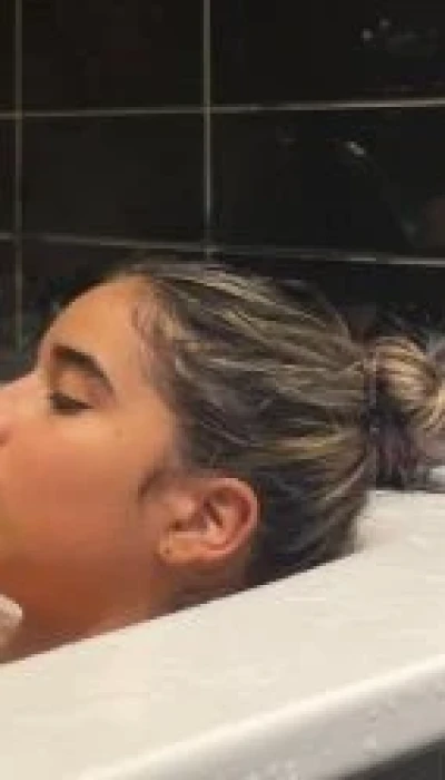 Mia