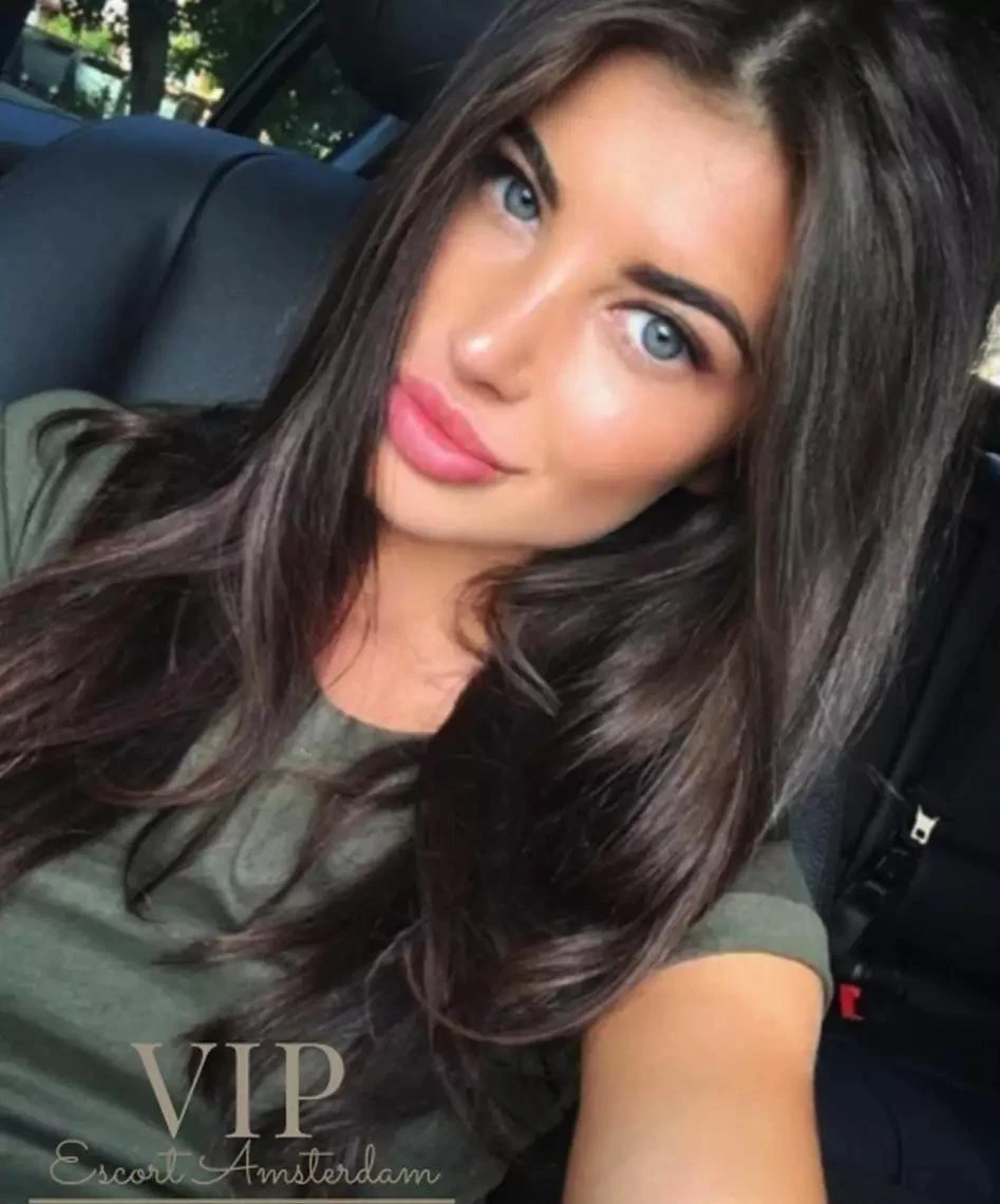 Yuliana Vip Escort