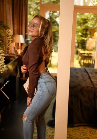 Lovelyisa Passionate Girlfriend