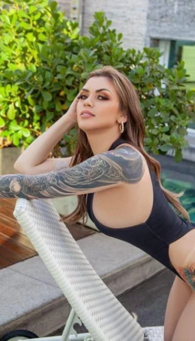 Bella