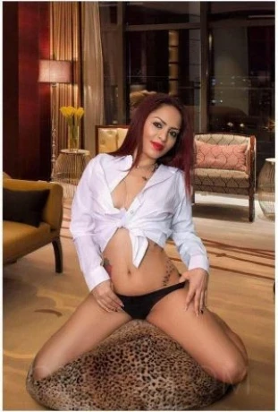 ArianaXXX