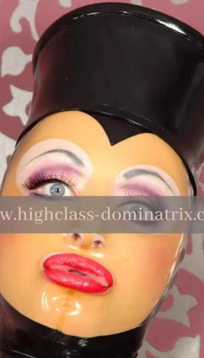 Dominatrix Noa Scat Pee Vomit Fetish Sm