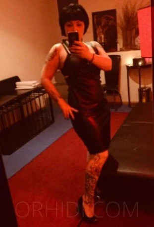 Madam Viva