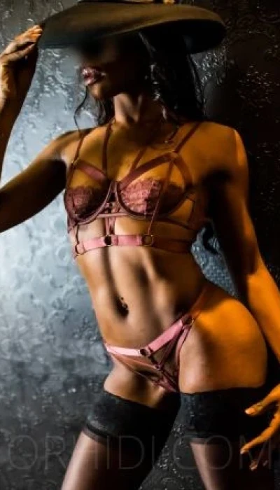 Naomi Sky