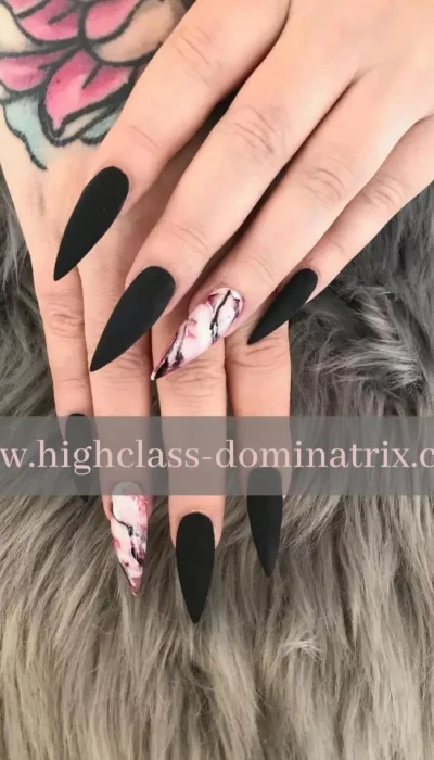 Dominatrix Noa Scat Pee Vomit Fetish Sm