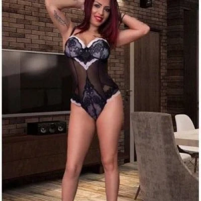 ArianaXXX