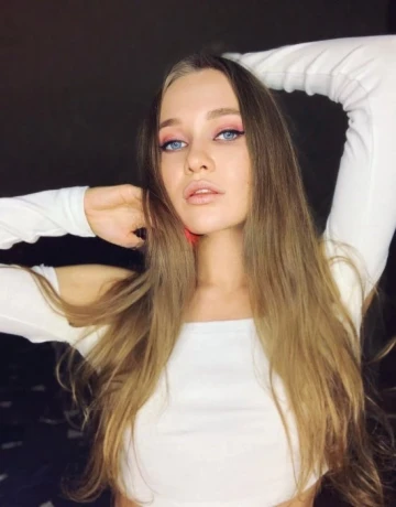 Avia Anne