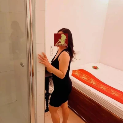 Zin In Een Erotische Thaise Massage Met Happy End