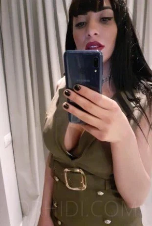 Mia