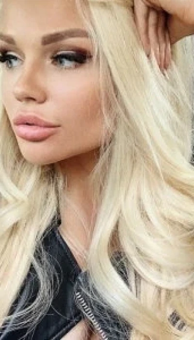 Demi