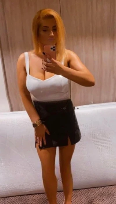 Roxi
