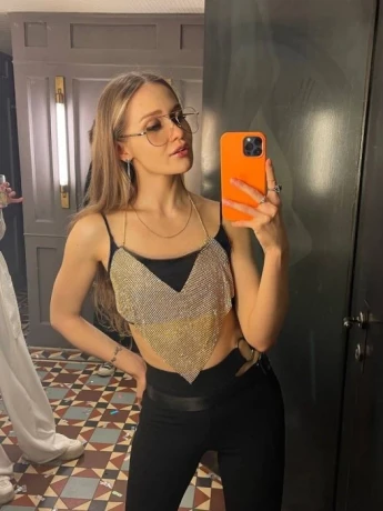 Avia Anne
