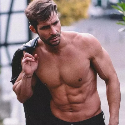 Gigolo Dominic Uit Amsterdam Sexy Groot Geschapen Hetero
