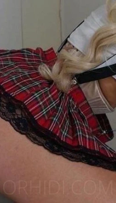 Playmate Lola