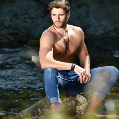 Tom