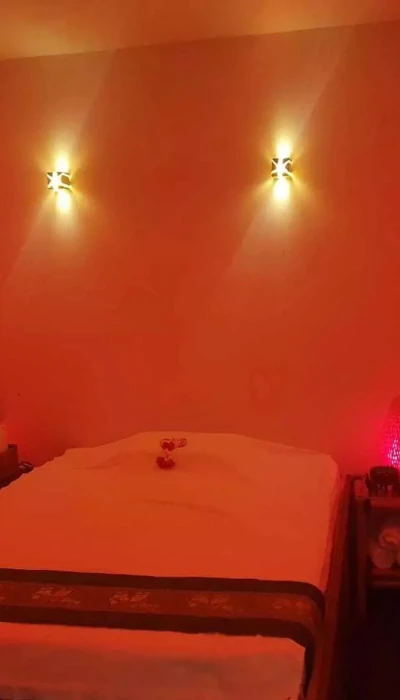 Erotische Thaise Massage Met Body To Body Massage