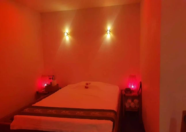 Erotische Thaise Massage Met Body To Body Massage