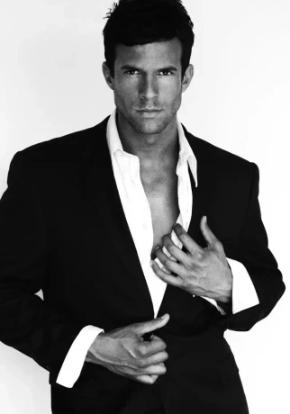 Gigolo Dominic Uit Amsterdam Sexy Groot Geschapen Hetero