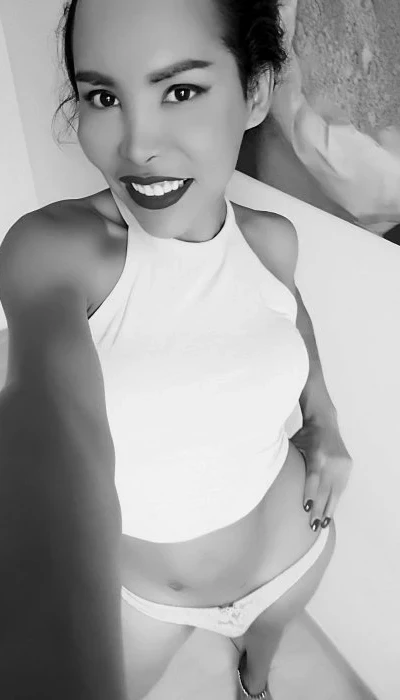 Beautiful Shemale
