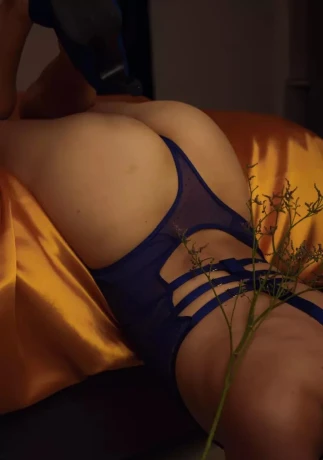 Zoe Goldmund